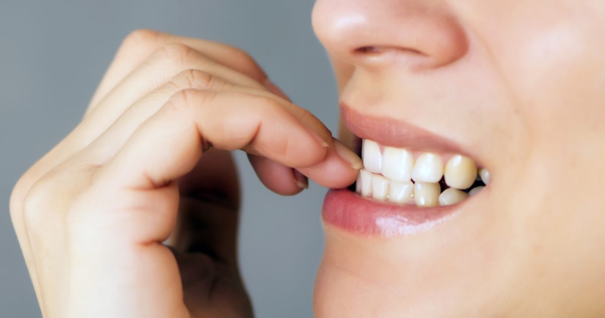 کیا آپ بھی ناخن چبانے کی عادت سے پریشان ہیں؟