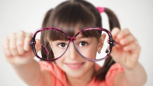 بچہ ہو یا بوڑھا یہ سفوف بنا کر کھائیں ۔۔ نظر عقاب سے زیادہ تیز اور دماغ کمپیوٹر جیسا تیز ہو جائے گا، جانیئے ڈاکٹر بلقیس کا بتایا ہوا کئی سالوں سے آزمودہ بہترین گھریلو نسخہ