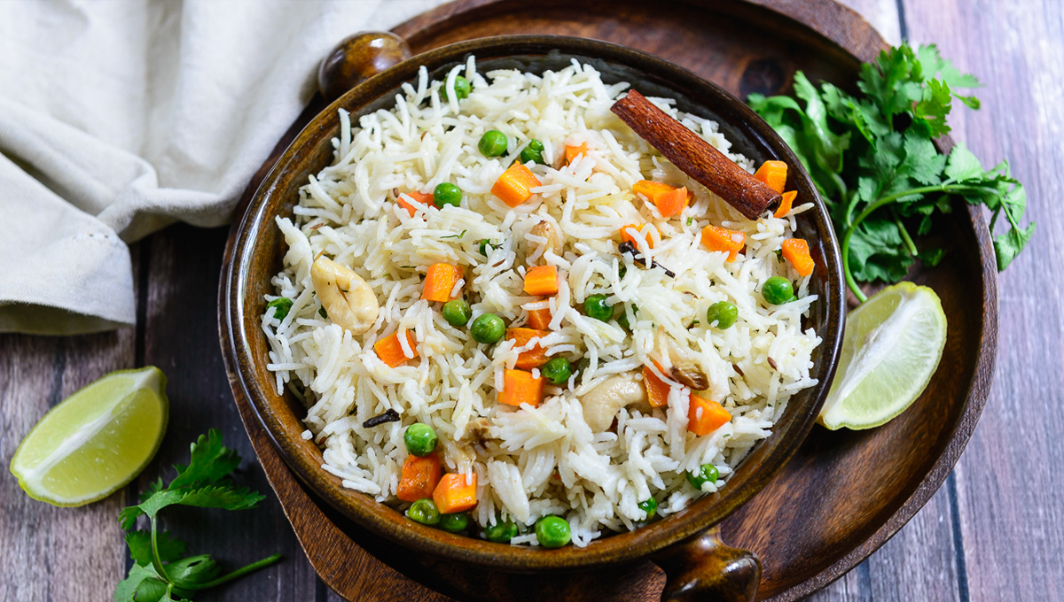 سبزی پلاؤ اتنا لذیز کے سب تعریفیں کرتے رہ جائیں اور ریسپی اتنی آسان کے ہر کوئی بنانا چاہے