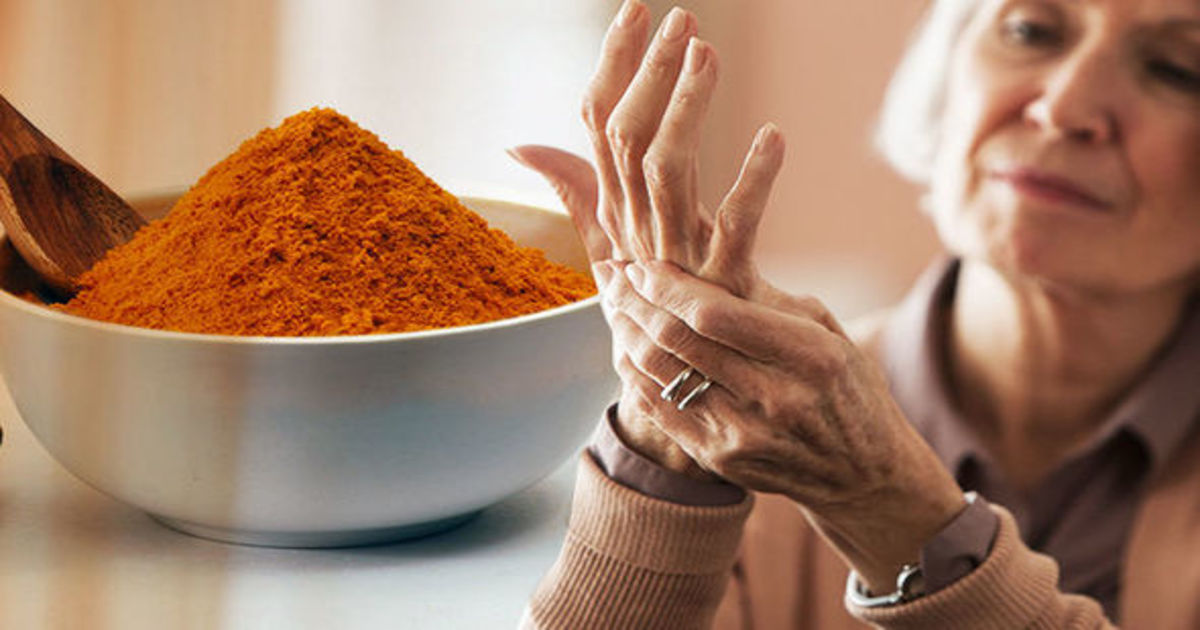 تکلیف دہ جوڑوں کے درد سے نجات پانے کا قدرتی ٹوٹکہ، بس ہلدی کو ہمارے بتائے گئے طریقے سے استعمال کریں اور فرق سے حیران رہ جائیں