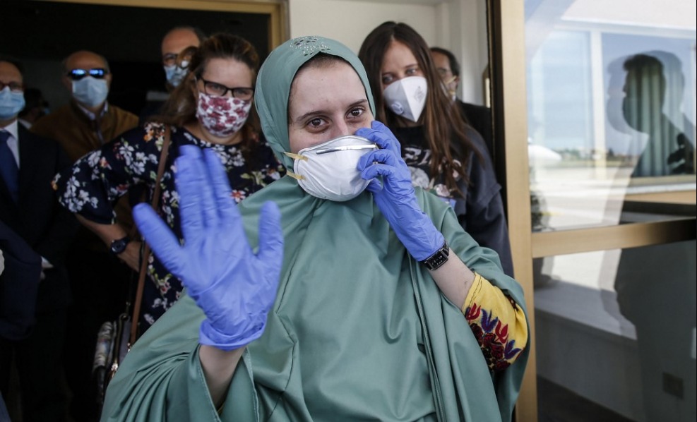 اٹلی کی خاتون نے قرآنی تعلیمات سے متاثر ہوکر اسلام قبول کرلیا۔۔۔ دھمکیوں کا سامنا