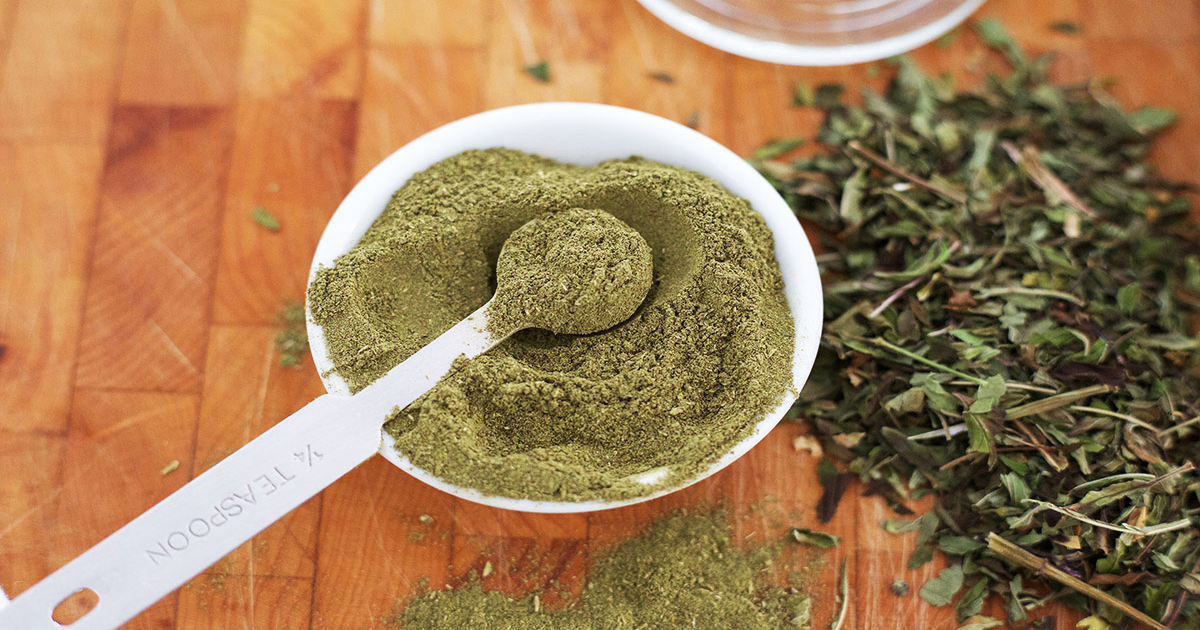 تلسی کے پتے کسی دوا سے کم نہیں استعمال کریں اور پائیں ان بیماریوں سے نجات