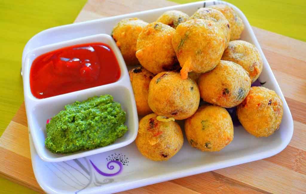 بٹاٹا وڑا بنانے کی ترکیب اتنے مزیدار بنیں گے کہ پکوڑے کھانا بھول جائیں گے